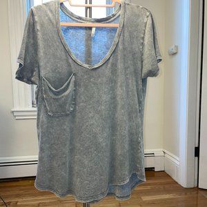 Bevello Acid-Wash Short Sleeve Top
